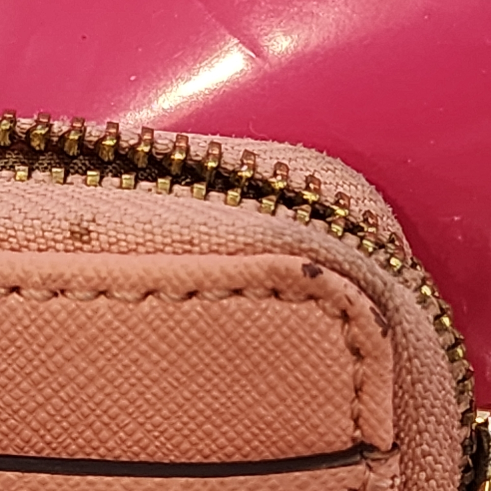 Michael Kors Primrose Pink Wristlet Measures 4.5 × 3 - Picture 4 of 5
